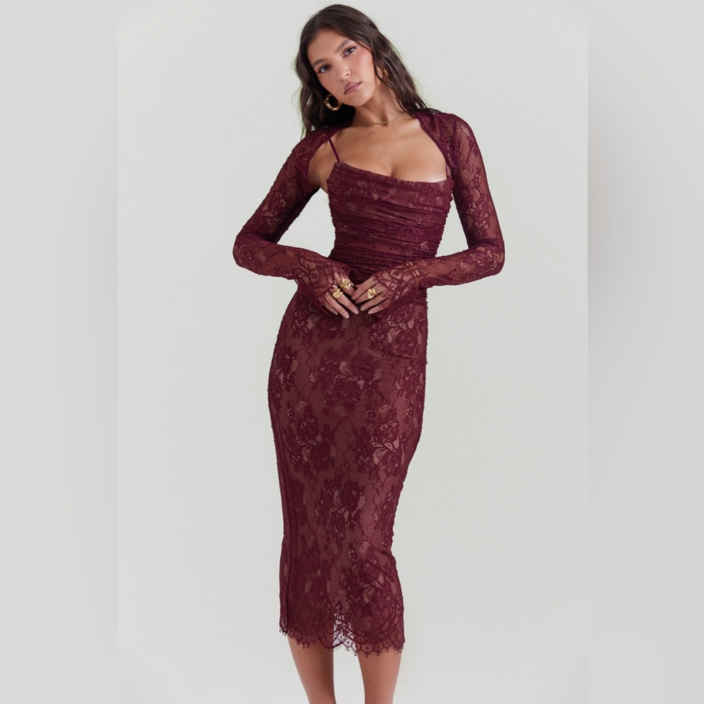 House of CB Gaia Claret Lace Dress NWT M
